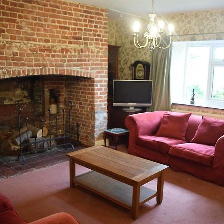 Hôtel At The Farmhouse Hunters Hall à Dereham Extérieur photo