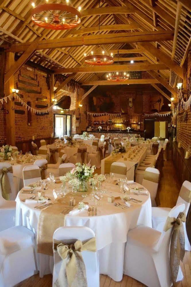Hôtel At The Farmhouse Hunters Hall à Dereham Extérieur photo